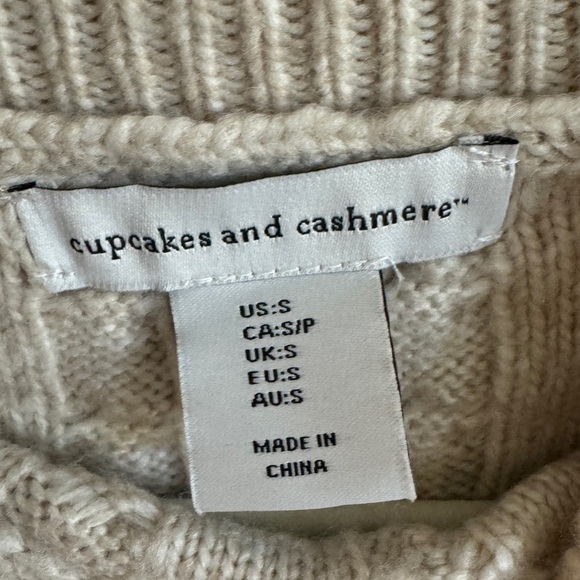 Cupcakes & Cashmere Oatmeal Cable Knit Sweater Vest, Size S - Picture 4 of 6